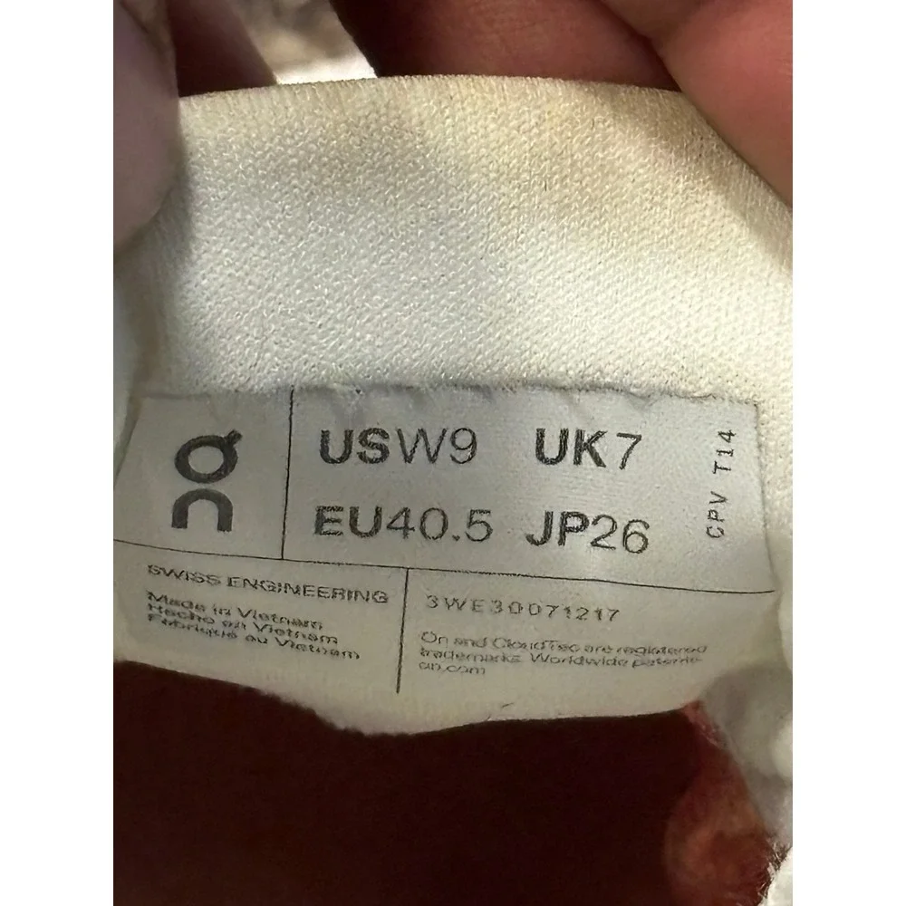On Running Cloud X 3 Womens Shoes White Ivory Training Sneakers Size 9